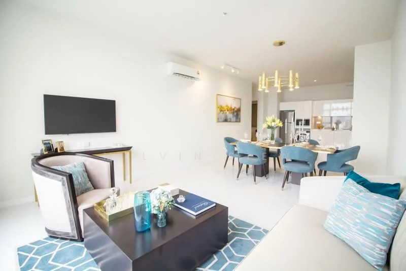 Living features: white painted walls, polished concrete flooring, 5-blade ceiling fan with light, wall-mounted TV, coffee table with decorative items, sofa with blue and white cushions, area rug with geometric pattern, decorative wall art, air conditioning unit, dining area with round table and upholstered chairs; style: modern.
