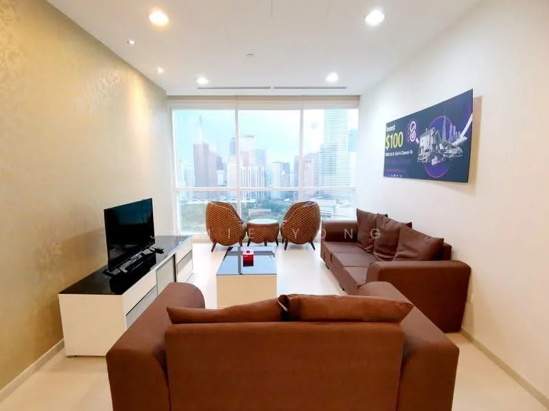 Living features: floor-to-ceiling windows, city skyline view, 2 brown fabric sofas, white coffee table, black TV console, wall-mounted TV, decorative artwork on wall, light-colored walls with accent pattern, recessed lighting, light-colored flooring; style: modern; view: city.