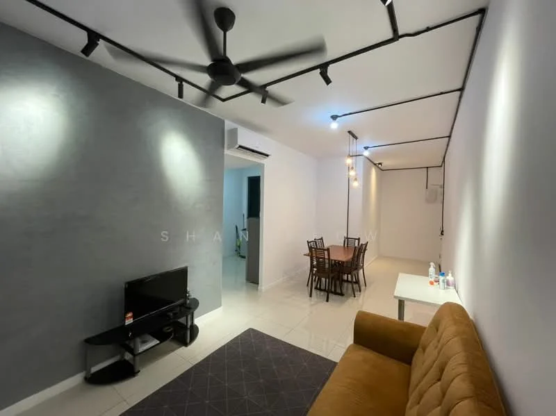 Living features: grey accent wall, white painted walls, 5-blade ceiling fan, recessed downlights, TV console, wall-mounted TV, sofa in brown fabric, area rug with geometric pattern, dining table with chairs, white dining table, dining chairs, tile flooring; style: modern. Room features: open layout, light fixtures.