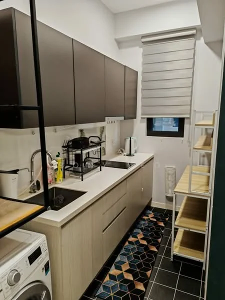 Kitchen features: black upper cabinets, light wood lower cabinets, white countertop, single-bowl stainless-steel sink, chrome pull-down faucet, built-in washing machine, kettle, toaster, open shelving, hexagonal patterned floor tiles, roller blinds, window, dish soap dispenser; style: modern.