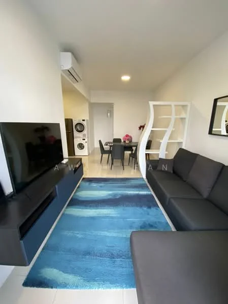 Living features: 3-seater fabric sofa in dark grey, 2-seater fabric sofa in dark grey, coffee table, wall-mounted TV, TV console in dark wood, area rug in blue, recessed ceiling lights, split air conditioning unit, decorative mirror, open shelving unit, dining table with 4 chairs; style: modern.