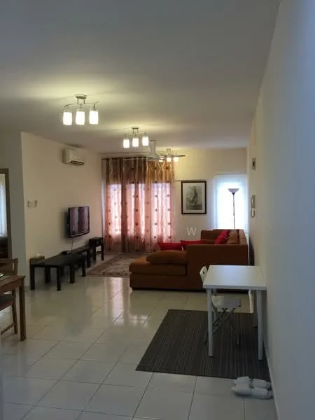 Living features: cream painted walls, white ceiling, 5-blade ceiling fan with light, recessed downlights, floor-to-ceiling windows, sheer curtains, red fabric sofa, coffee table, TV console, wall-mounted TV, area rug with geometric pattern, laminate flooring, dining table with chairs, decorative lamp; style: modern.