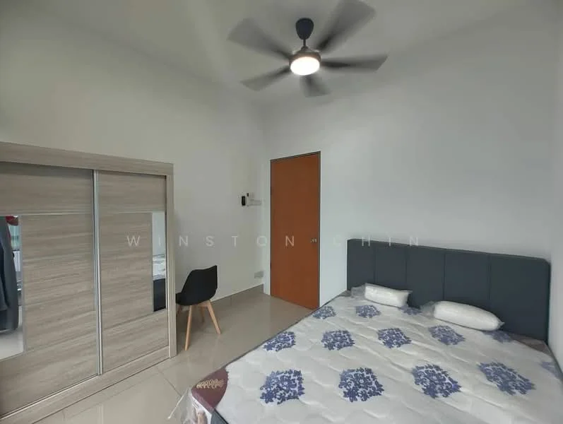 Bedroom features: king-size bed with upholstered headboard, white bedding with blue floral pattern, 2 white pillows, built-in wardrobe with mirrored doors, black chair, ceiling fan, light grey tiled flooring, white painted walls, wooden door; style: modern.