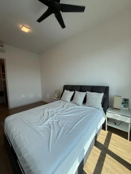 Bedroom features: king-size bed, upholstered headboard, white bedding, 2 bedside tables, table lamp, ceiling fan, wooden flooring, white painted walls, natural light from window; style: modern.