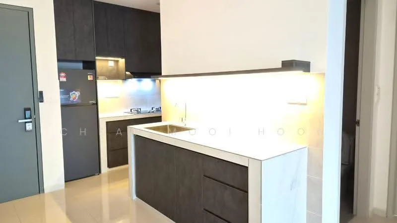 Kitchen features: dark wood cabinetry, white marble countertop, built-in oven, 4-burner gas hob, stainless-steel range hood, recessed LED downlights, tile backsplash, fridge, single-bowl stainless-steel sink, chrome pull-down faucet, open shelving, ceramic tile flooring; style: modern.