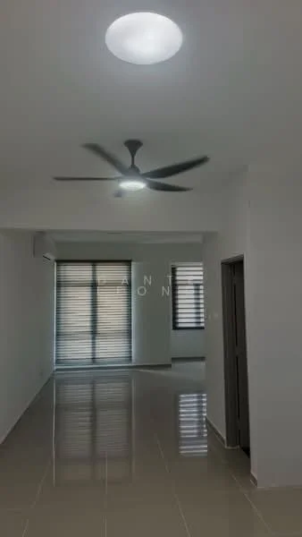 Room features: white painted walls, glossy ceramic tile flooring, recessed ceiling light, 5-blade ceiling fan with light, large windows with horizontal blinds, air conditioning unit; style: modern.