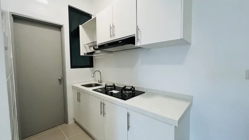 Kitchen features: white cabinetry, granite countertop, single-bowl stainless-steel sink, chrome pull-down faucet, 2-burner gas hob, built-in range hood, tile backsplash, grey tiled flooring, window above sink, door leading to hallway; style: modern.