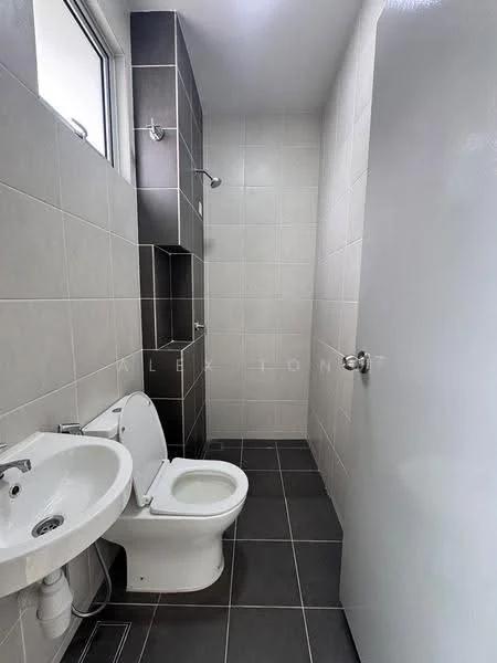 Bathroom features: white ceramic toilet, bidet, chrome faucet, grey wall tiles, white wall tiles, grey floor tiles, shower head, window for natural light, mirror, built-in shelf; style: modern.