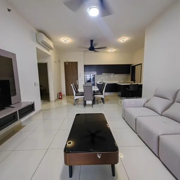 Living features: 3-seater fabric sofa in light grey, black coffee table with wooden legs, wall-mounted TV, TV console, ceiling fan with light, recessed downlights, white painted walls, glossy tile flooring, open layout to kitchen, dining area with 4 chairs, air conditioning unit; style: modern. Kitchen features: dark cabinetry, stainless-steel sink, built-in oven, freestanding range oven, microwave, countertop with bar seating, white backsplash, open layout to living area; style: modern.