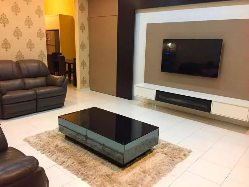 Living features: leather reclining sofa in dark brown, coffee table with mirrored surface, area rug with plush texture, wall-mounted flat-screen TV, TV console with white cabinetry, decorative wallpaper with floral pattern, white tiled flooring, recessed lighting, neutral wall color; style: modern.