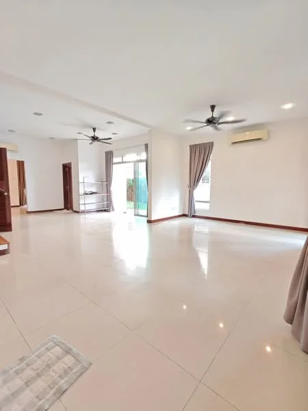 Living features: white painted walls, glossy ceramic tile flooring, 2 ceiling fans, sliding glass door, floor-to-ceiling windows, sheer curtains, air conditioning unit, recessed lighting; style: modern; view: garden.