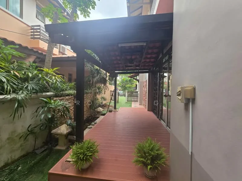 Exterior type: linked terrace house; features: wooden deck flooring, pergola with tiled roof, manicured garden, lush greenery, fenced yard, outdoor lighting, potted plants, stone feature wall; style: modern.