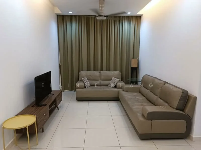 Living features: L-shape sectional sofa in beige leather, 3-seater sofa, coffee table with round top and metal legs, TV console with wooden finish and drawers, wall-mounted TV, floor-to-ceiling curtains in olive green, white painted walls, tile flooring, ceiling fan with light, recessed downlights; style: modern.
