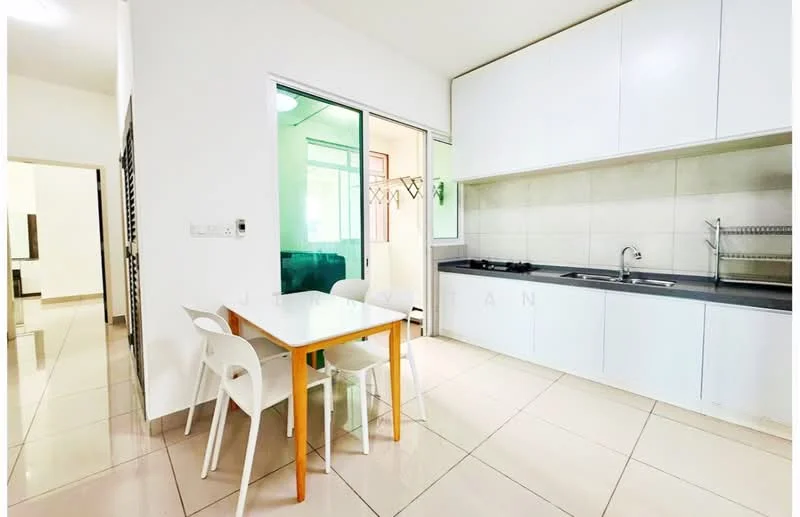 Kitchen features: white cabinetry, black countertop, stainless-steel sink, 4-burner gas hob, built-in oven, tile backsplash, refrigerator, dining table with 4 chairs, floor-to-ceiling windows, ceramic tile flooring, recessed downlights; style: modern.