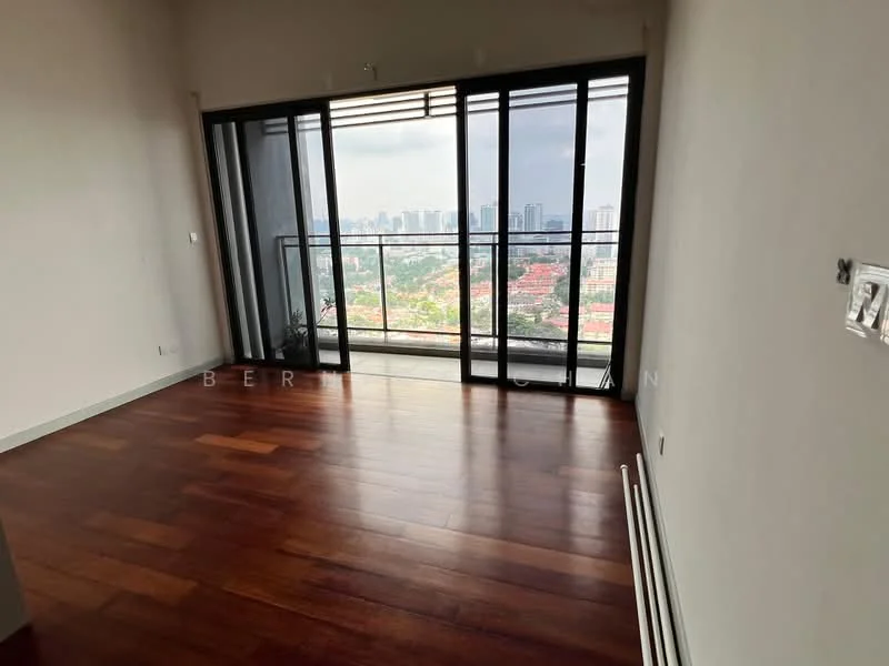 Seventeen Mall & Residences (Biji Living), Seksyen 17, Petaling Jaya — view 2 of 5 in Seventeen Mall & Residences (Biji Living) — for Rent