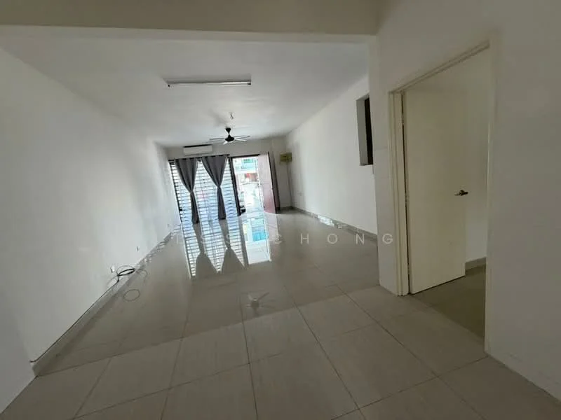 Sierra 1 Odora Parkhomes, 16 Sierra, Puchong — view 2 of 5 in 16 Sierra — for Rent