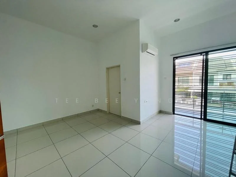 Sierra 2 Lyden, 16 Sierra, Puchong — view 2 of 5 — for Rent