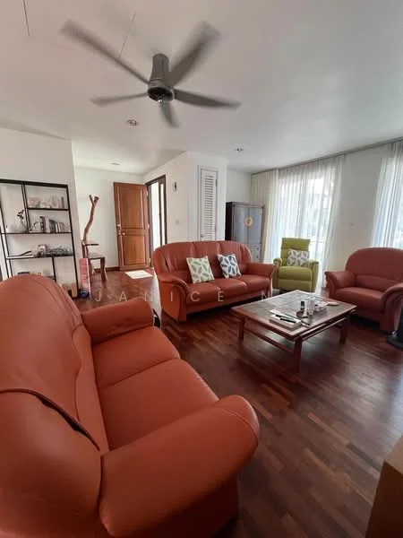 Living features: 3-seater leather sofa in orange, 2-seater leather sofa in orange, coffee table, wooden flooring, ceiling fan, floor-to-ceiling windows with sheer curtains, decorative wall shelf, wall-mounted artwork, area rug, green accent chair; style: modern.