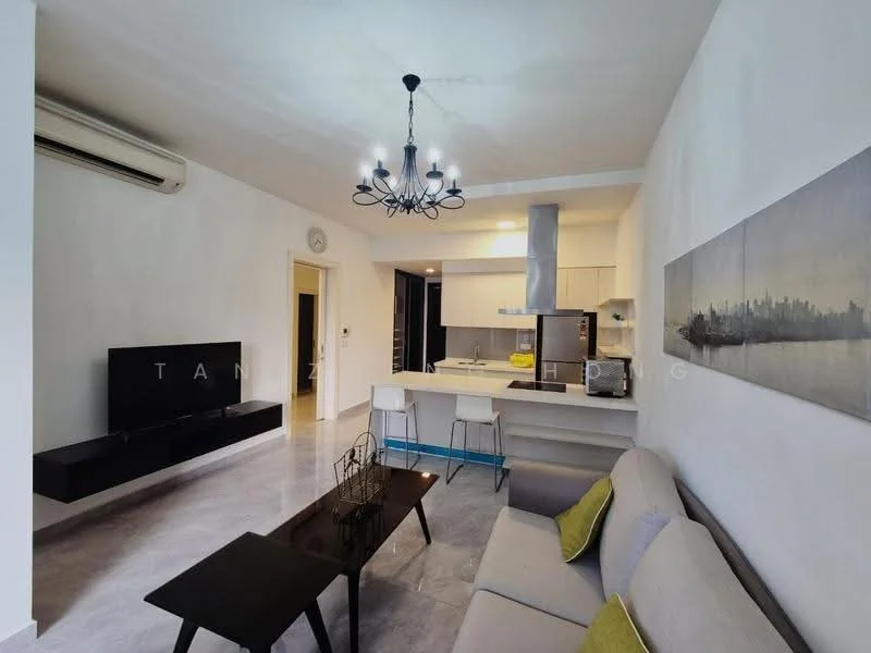 Living features: sofa in light grey fabric, coffee table in black, wall-mounted TV, black TV console, chandelier with multiple bulbs, recessed downlights, air conditioning unit, open kitchen layout, kitchen island with seating, grey marble flooring, white painted walls, decorative artwork on wall; style: modern; view: city.