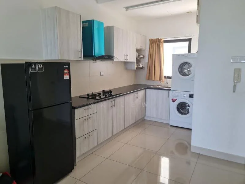 Sk One Residence, Taman Bukit Serdang, Seri Kembangan — view 2 of 5 in SK One Residence — for Rent