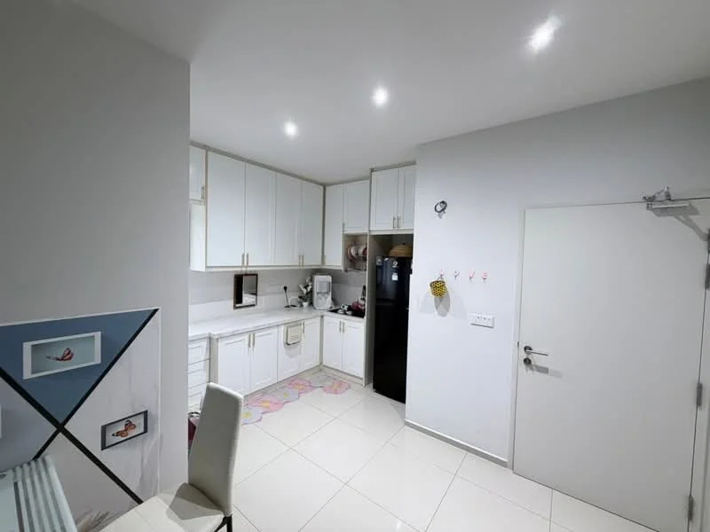 Kitchen features: white shaker cabinets, stainless-steel fridge, built-in oven, freestanding range oven, white tiled backsplash, marble countertop, single-bowl stainless-steel sink, chrome pull-down faucet, recessed LED downlights, white walls, ceramic tile flooring, decorative wall art; style: modern.