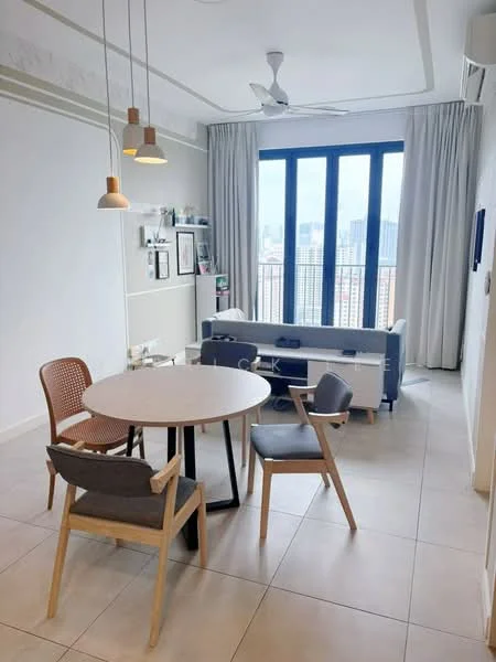Living features: round dining table, 4 dining chairs, 3-seater sofa, floor-to-ceiling windows, curtains, ceiling fan, light pendant, wall-mounted shelf, decorative wall art, neutral wall color, tile flooring; style: modern; view: city.
