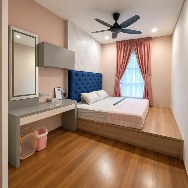 Bedroom features: king-size bed with upholstered headboard, light pink bed linens, wooden flooring, ceiling fan with light, built-in wardrobe with grey cabinetry, dressing table with mirror, pink curtains, wall-mounted mirror, accent wall with marble pattern, natural light from window; style: modern.
