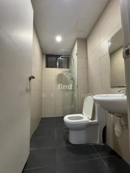 Bathroom features: white ceramic toilet, single-sink vanity with mirror, glass shower enclosure, chrome shower head, tile flooring in black, beige wall tiles, recessed lighting, wall-mounted faucet; style: modern.