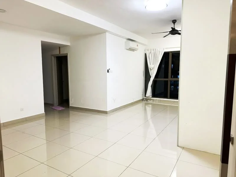 Living features: white painted walls, glossy ceramic tile flooring, 5-blade ceiling fan with light, floor-to-ceiling windows, curtains, wall-mounted split AC, recessed ceiling lights; style: modern.