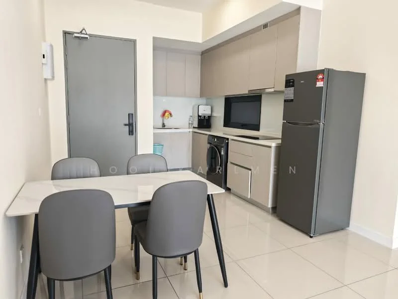 Kitchen features: white cabinets, grey countertop, stainless-steel fridge, built-in oven, freestanding range oven, microwave, black washing machine, single-bowl stainless-steel sink, chrome pull-down faucet, ceramic tile flooring, recessed downlights, dining table with marble top, 4 upholstered dining chairs; style: modern.