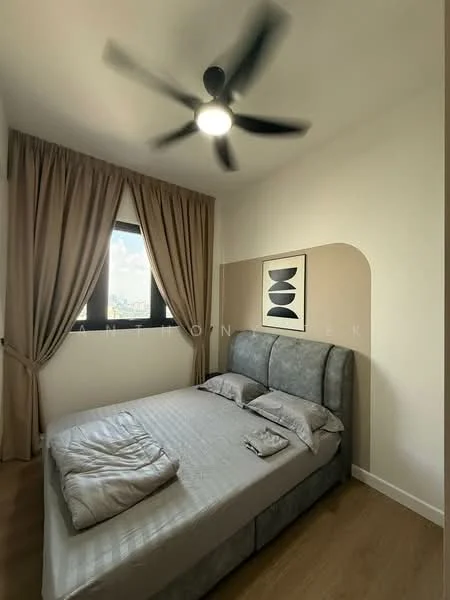 Bedroom features: queen-size bed, upholstered headboard, bedside pillows, light-colored bedding, 5-blade ceiling fan with light, curtains in beige, wall-mounted artwork, wooden flooring, window with city view; style: modern; view: city.