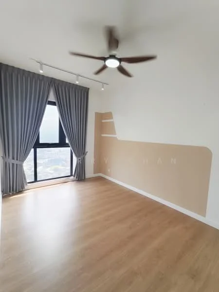 Bedroom features: wooden flooring, white painted walls, accent wall in beige, floor-to-ceiling window, sheer curtains, 5-blade ceiling fan with light, track lighting, city view; style: modern; view: city.