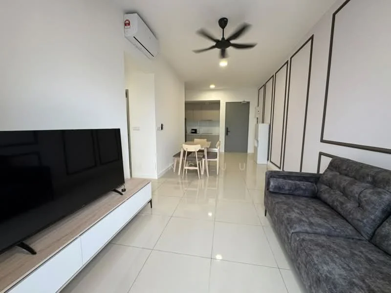 Living features: grey fabric sofa, TV console, wall-mounted TV, 5-blade ceiling fan with light, white painted walls, glossy tile flooring, dining table with chairs, air conditioning unit; style: modern.