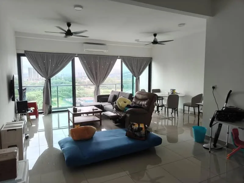Living features: floor-to-ceiling windows, grey curtains, 2 ceiling fans, recessed downlights, light-coloured walls, polished tile flooring, L-shape sectional sofa in brown, coffee table, TV console, wall-mounted TV, area rug, dining table with chairs, decorative cushions, blue floor mat; style: modern; view: city.