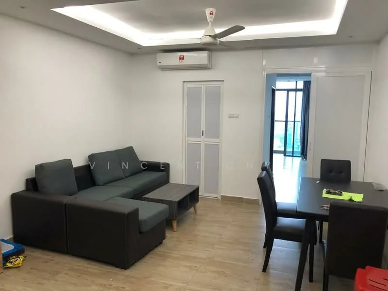 Living features: 3-seater fabric sofa in grey, coffee table, wall-mounted split AC, 5-blade ceiling fan with integrated LED light, laminate flooring, white painted walls, sliding glass door, black dining table with chairs; style: modern.
