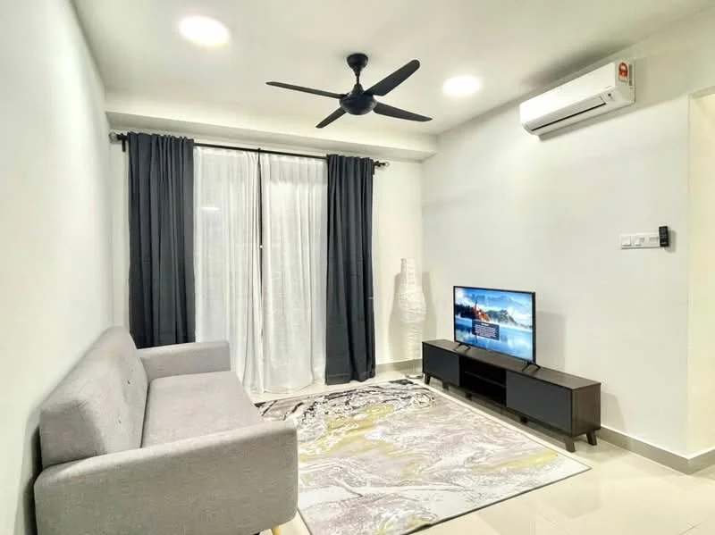Living features: grey fabric 3-seater sofa, flat-screen TV on black TV console, white walls, recessed LED downlights, 5-blade ceiling fan, sliding glass door with sheer curtains, area rug with abstract pattern, wall-mounted air conditioning unit, black media console; style: modern.