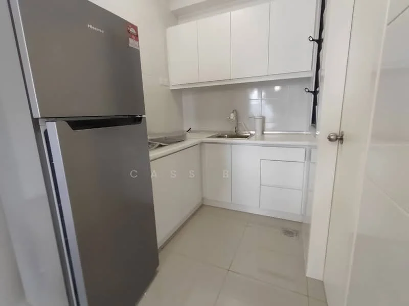 Kitchen features: white cabinetry, stainless-steel fridge, single-bowl stainless-steel sink, chrome pull-down faucet, ceramic tile backsplash, white tiled walls, grey floor tiles, built-in stove, under-cabinet lighting; style: modern.