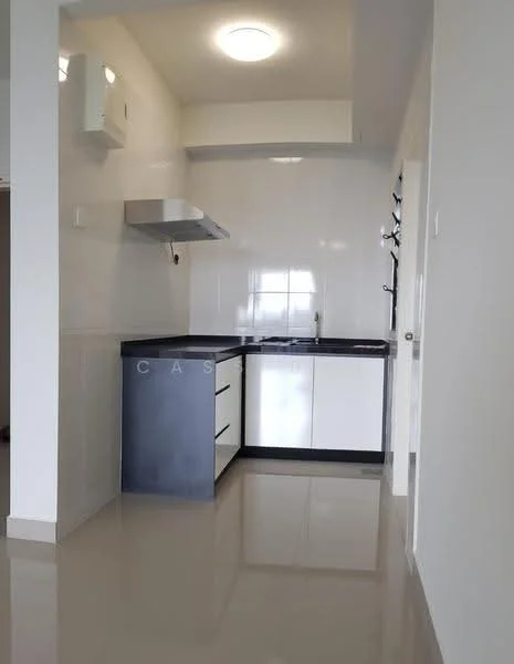 Kitchen features: black countertop, white cabinetry, stainless-steel range hood, single-bowl stainless-steel sink, chrome pull-down faucet, ceramic tile backsplash, white tiled walls, glossy floor tiles, recessed ceiling light, wall-mounted storage rack; style: modern.