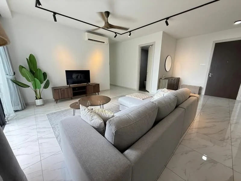 Living features: grey fabric sofa, round coffee table, wall-mounted TV, wooden TV console, marble tile flooring, 5-blade ceiling fan, air conditioning unit, floor-to-ceiling windows with sheer curtains, decorative mirror, indoor plant, recessed lighting; style: modern.
