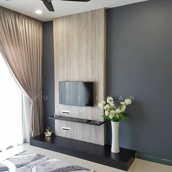 Living features: grey accent wall, wood panel feature wall, black floating TV console, wall-mounted TV, floor-to-ceiling curtains, sheer curtains, decorative vase with flowers, area rug with geometric pattern, recessed downlights, ceiling fan; style: modern.