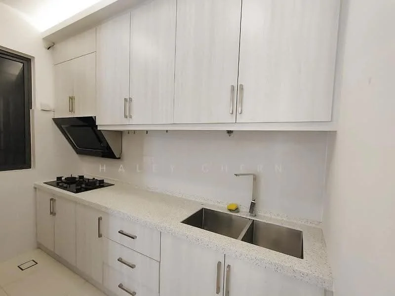 Kitchen features: white shaker cabinets, granite countertop, double-bowl stainless-steel sink, chrome pull-down faucet, built-in gas hob, exhaust hood, white tiled backsplash, light-colored wall tiles, floor tiles, window with black frame; style: modern.