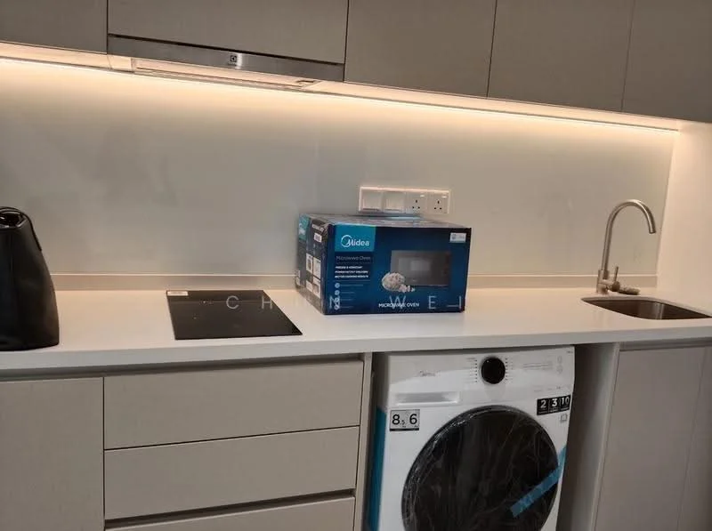 Kitchen features: white quartz countertop, single-bowl stainless-steel sink, chrome pull-down faucet, built-in induction cooktop, built-in microwave, white cabinetry, washing machine, LED under-cabinet lighting; style: modern.