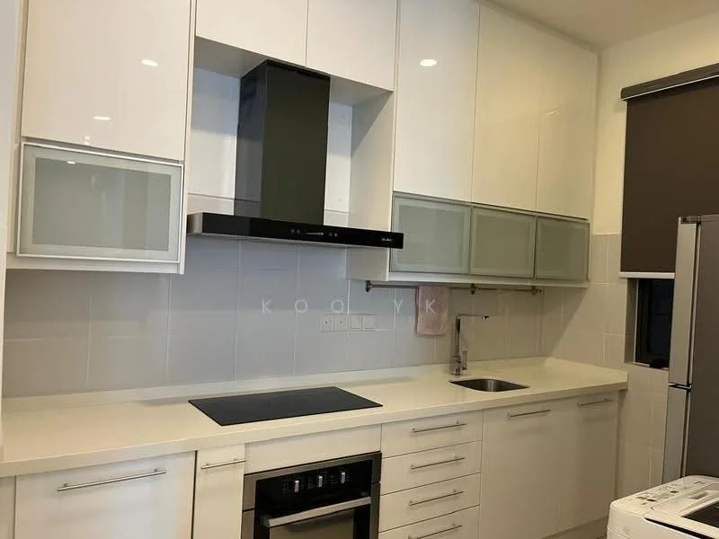 Kitchen features: white cabinetry with glass-front upper cabinets, black built-in oven, black induction cooktop, stainless-steel range hood, single-bowl stainless-steel sink, chrome pull-down faucet, white quartz countertop, white tiled backsplash, refrigerator, under-cabinet lighting, roller blinds on window; style: modern.