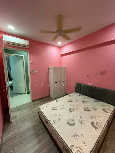 Bedroom features: pink painted walls, wood laminate flooring, 5-blade ceiling fan, wall-mounted air conditioning unit, queen-size bed, upholstered headboard, built-in wardrobe, door leading to bathroom, decorative wall stickers; style: modern.