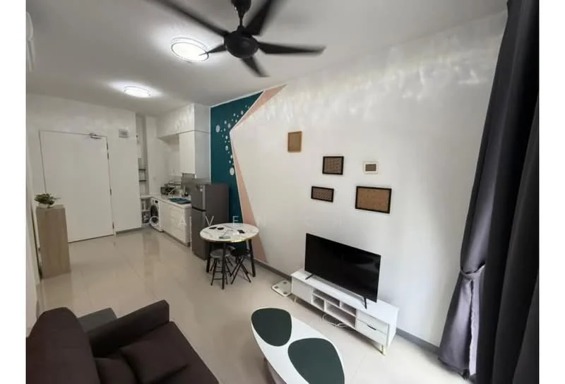 Living features: 3-seater fabric sofa in dark grey, coffee table with curved design, wall-mounted TV, TV console in white, ceiling fan with light, recessed lighting, decorative wall with geometric pattern, light grey walls, glossy tile flooring, curtains in dark grey; style: modern. Kitchen features: white cabinetry, stainless-steel sink, built-in oven, freestanding washing machine, countertop with space for appliances, tile backsplash, open shelving; style: modern.