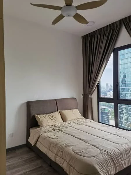 Bedroom features: king-size bed, upholstered headboard, bedding in beige, floor-to-ceiling windows, city view, curtains in brown, 5-blade ceiling fan, wooden flooring; style: modern; view: city.