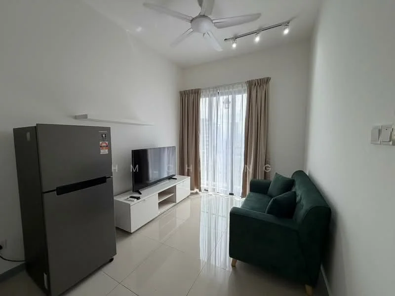 Living features: 3-seater fabric sofa in green, white TV console, wall-mounted TV, refrigerator in stainless steel, floor-to-ceiling windows, sheer curtains, recessed LED downlights, ceiling fan, glossy tile flooring, decorative wall shelf; style: modern.