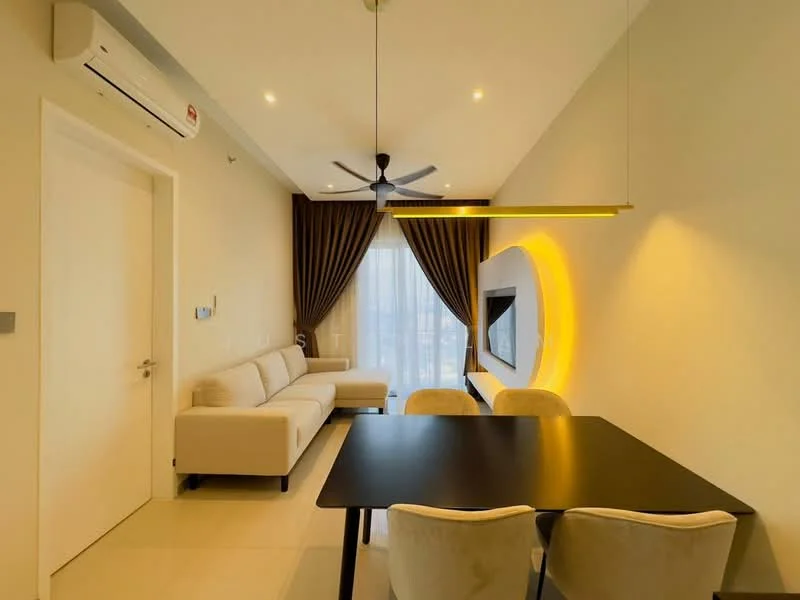 Living features: 3-seater fabric sofa in beige, ceiling fan with light, wall-mounted TV, decorative wall with backlighting, floor-to-ceiling windows with sheer curtains, light-colored walls, recessed lighting, dining table with 4 upholstered chairs, neutral-colored flooring; style: modern; view: city.
