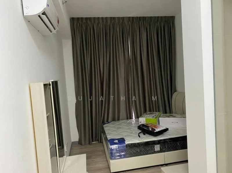 Bedroom features: light grey walls, laminate flooring, floor-to-ceiling window with sheer curtains, 1 wall-mounted split AC, queen-size bed, upholstered headboard, built-in wardrobe, decorative items on the floor; style: modern.