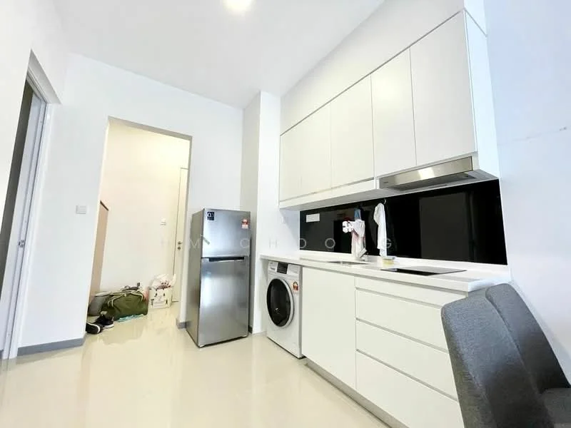 Kitchen features: white cabinetry, black backsplash, stainless-steel fridge, front-load washing machine, single-bowl stainless-steel sink, chrome pull-down faucet, countertop with integrated cooktop, recessed downlights, cream tiled flooring; style: modern. Room features: white walls, doorway leading to hallway.